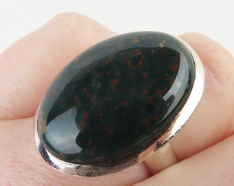 Large oval fine bloodstone sterling silver ring size 8.25