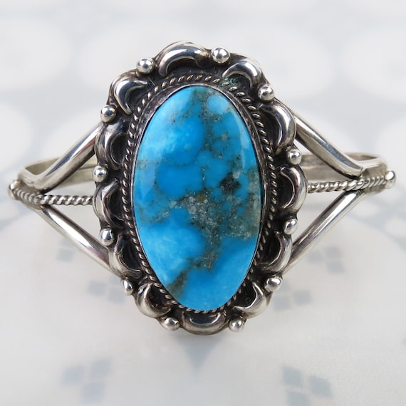 Unique! Vintage Navajo 'Earth Sky Blue' Turquoise Native American Jewelry Silver Flank Bracelet Unique! Vintage Navajo 'Earth Sky Blue' Turquoise Native American Jewelry Silver Flank Bracelet