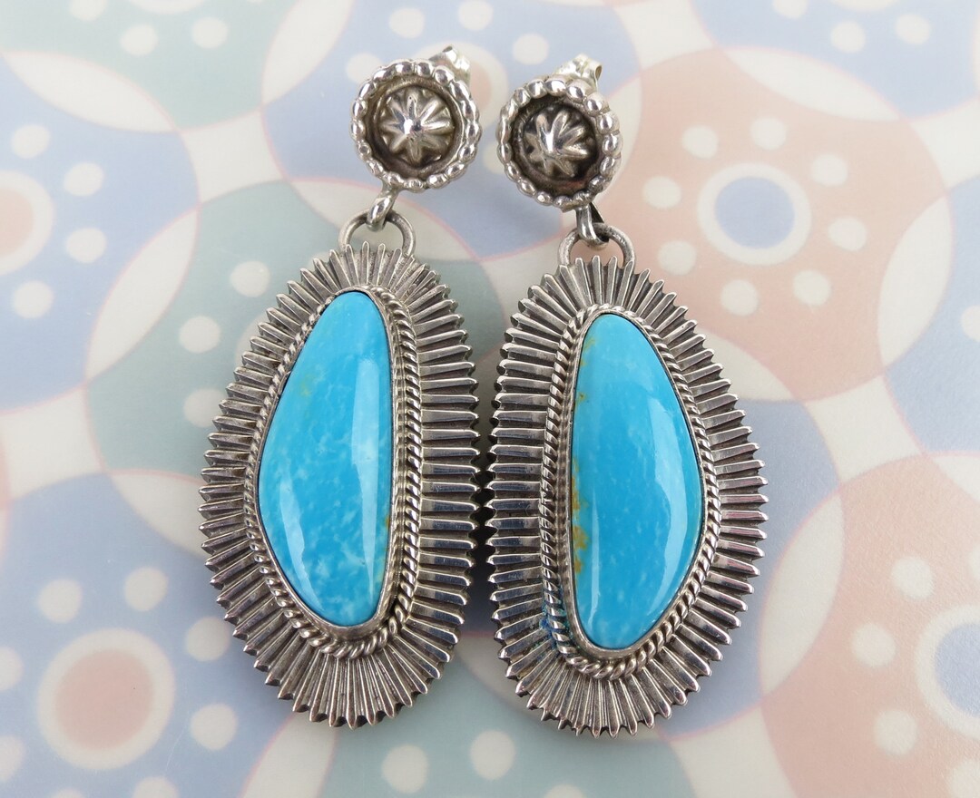 Elegant Running Bear Trading, Gallup NM Large Long Turquoise Sterling