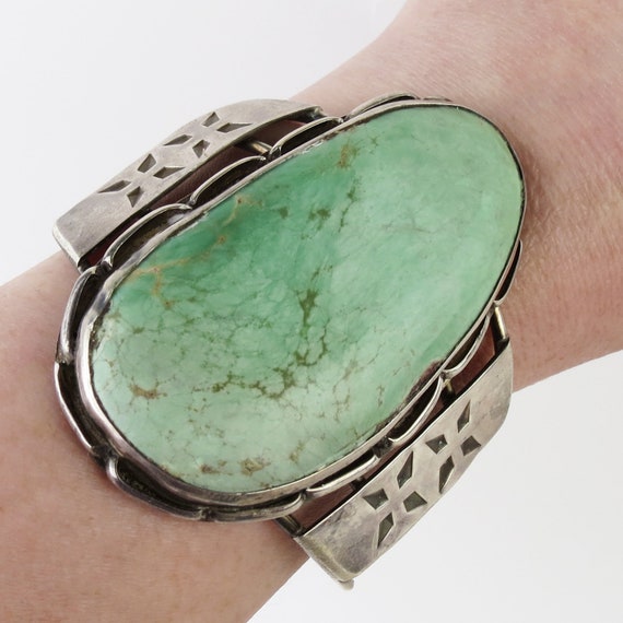 Large amazing green turquoise old Native American… - image 1