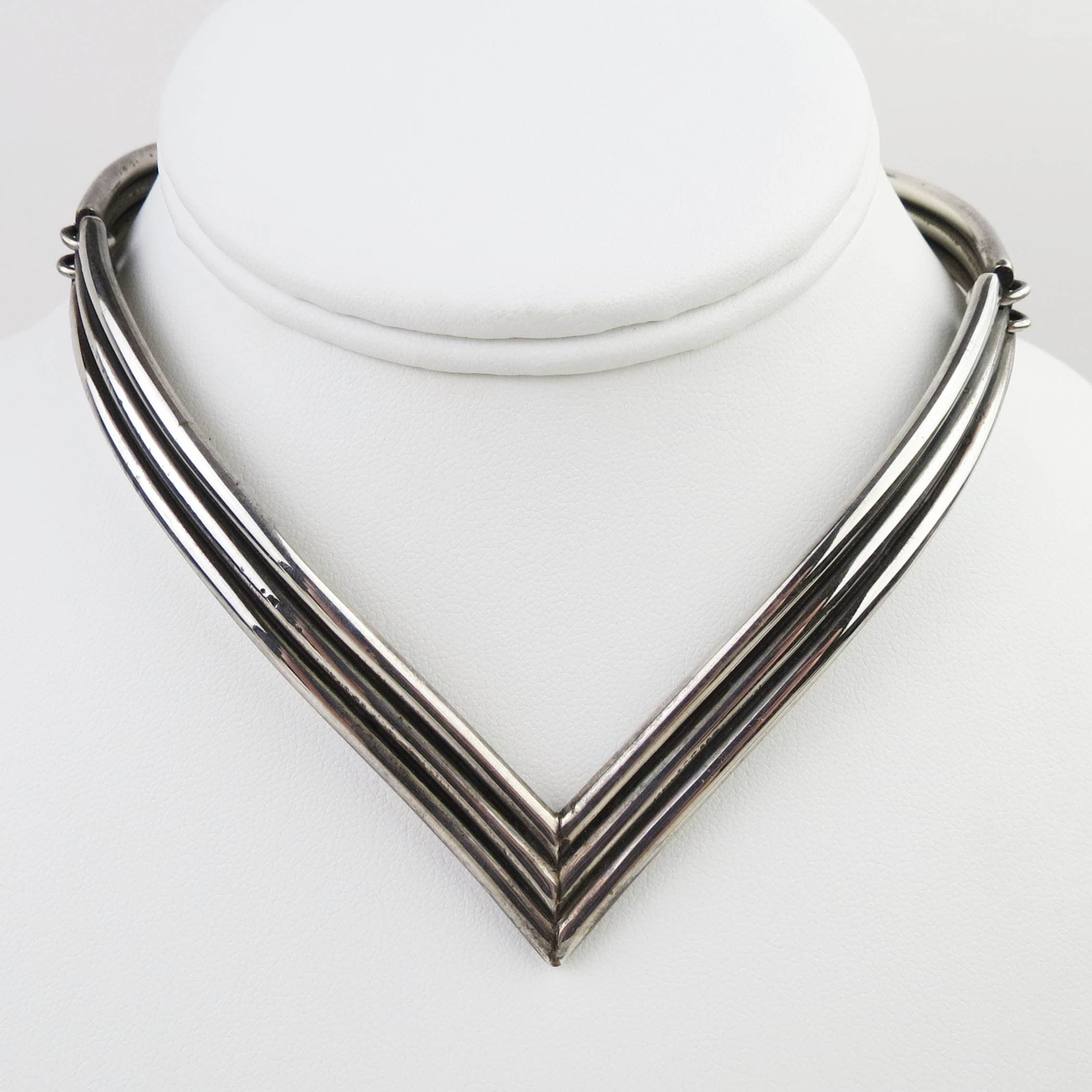 Vintage Mexican Salvador Teran Sterling Silver V Shaped