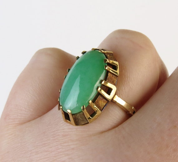 14 K Gold Nephrit-Jade runde Ohrstecker 14 K Gold Nephrit-Jade runde Ohrstecker