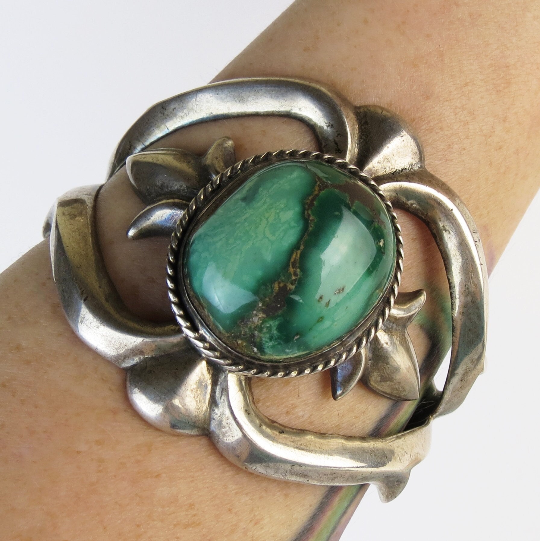 Fantastic Blue Green Natural Turquoise Heavy 104 Gram Vintage 1980s Robust Sterling Silver Navajo Sandcast Cuff Bracelet - Etsy Fantastic Blue Green Natural Turquoise Heavy 104 Gram Vintage 1980s Robust Sterling Silver Navajo Sandcast Cuff Bracelet - Etsy