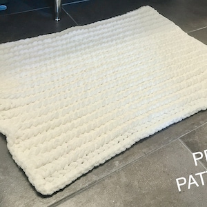 CROCHET PATTERN For Cozy Comfy Bath Mat - Beginner Friendly