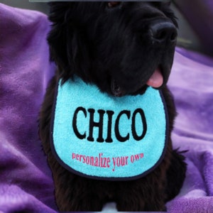 Babero babero personalizado para perros grandes - 100% impermeable, lavable a máquina y súper cómodo -