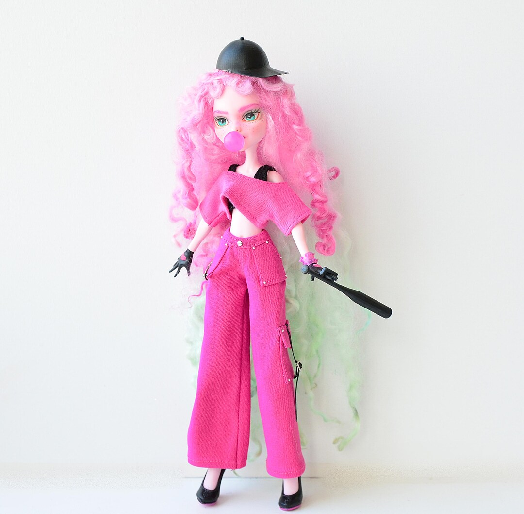 OOAK Monster High Doll Custom, Pink Hair Bubblegum, Art Doll, Repaint ...