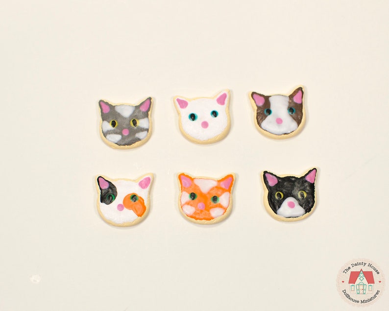 1:6 Miniature Cat Cookies 6pc, Mini Sweets 1/6 Playscale Dollhouse Fake Food None