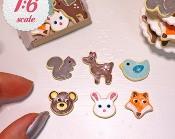 1:6 Miniature Woodland Animal Cookies (6pc), Mini cookies for 1/6 Playscale Dollhouse Fake Food