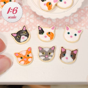 1:6 Miniature Cat Cookies 6pc, Mini Sweets 1/6 Playscale Dollhouse Fake Food image 1