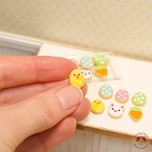 1:12 Scale Miniature Easter Cookies 6 pc, Mini Egg Cookies for One Inch Scale Dollhouse, 1/12 Scale Easter Food for Dollhouse image 3