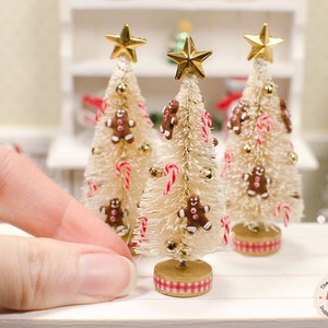 1:12 Scale Dollhouse Christmas Kit Mini Scene Decor Pine Tree Mistletoe  Xmas Wreath Miniature Snowman Candy Crutch Ornament Desktop Decorations