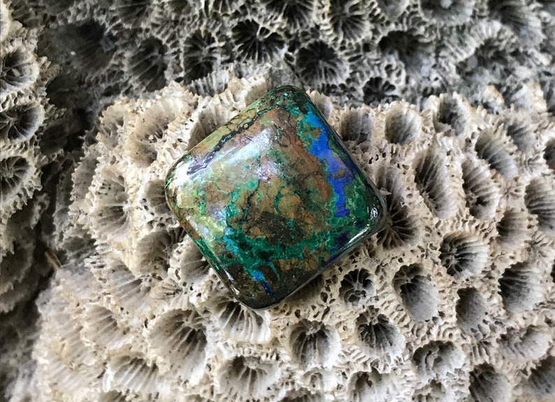 Natural Dark Blue And Green SingleLooseGemstone Azurite Malachite Cabochon. AA