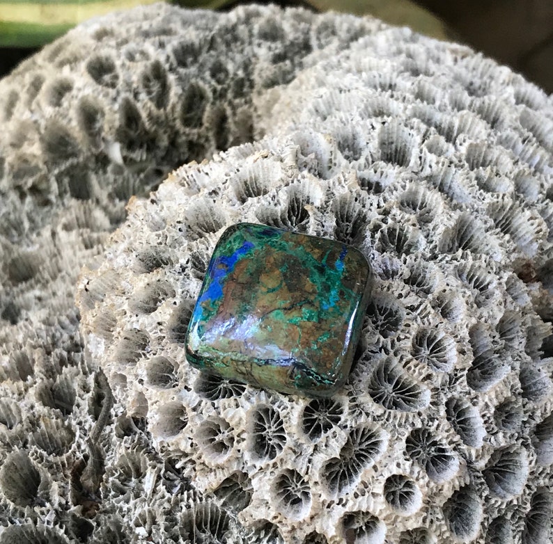 Natural Dark Blue And Green SingleLooseGemstone Azurite Malachite Cabochon. AA