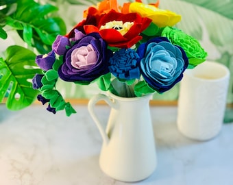 Rainbow Felt Flower Flower Arrangement Based on the Chakras