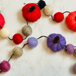 Autumn Felt Pumpkin Garland: Handmade Thanksgiving Decor