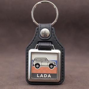 Lada Niva-sleutelhanger 4 x 4 - AvtoVaz 2121 Taiga / Bosjesman / Kozak - Sleutelhanger kunstleer en chroom