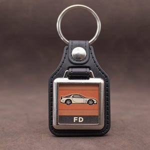 Mazda RX7 FD Keychain - Leatherette & Chrome JDM Rotary Mk3 RX7 Coupe Keyring