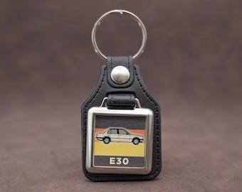 BMW E30 3 Series 4-Door Keyring - Leatherette & Chrome Classic BMW Keyfob