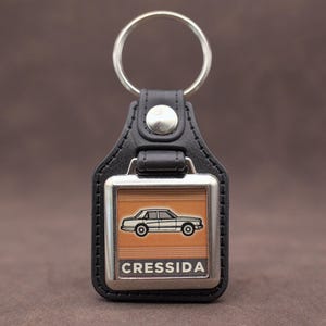 Cressida Schlüsselanhänger - 1976 - 1980 Cressida Saloon Medaillon Schlüsselanhänger Geschenk