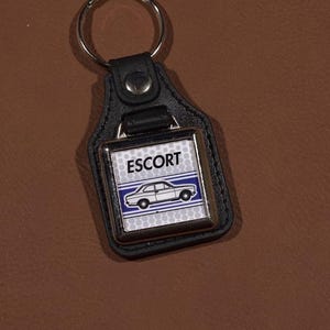 Ford Escort Mk1 2-Door Keyring - Leatherette & Chrome Classic Ford Keyfob