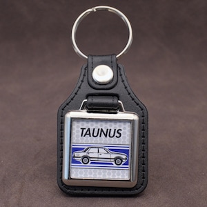 Ford Taunus TC3 Keyring - Leatherette & Chrome Keyfob