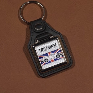 Triumph TR7 TR8 Convertible Keyring  - Leatherette & Chrome British Classic Sports Car Keychain