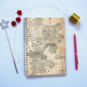 Carnet de notes de cartes fantastiques avec du papier à pois, ligné ou vierge