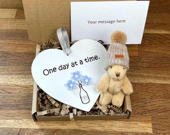 Forget Me Not Bereavement Gift: Wooden Heart & Teddy Bear Hug, One Day At A Time