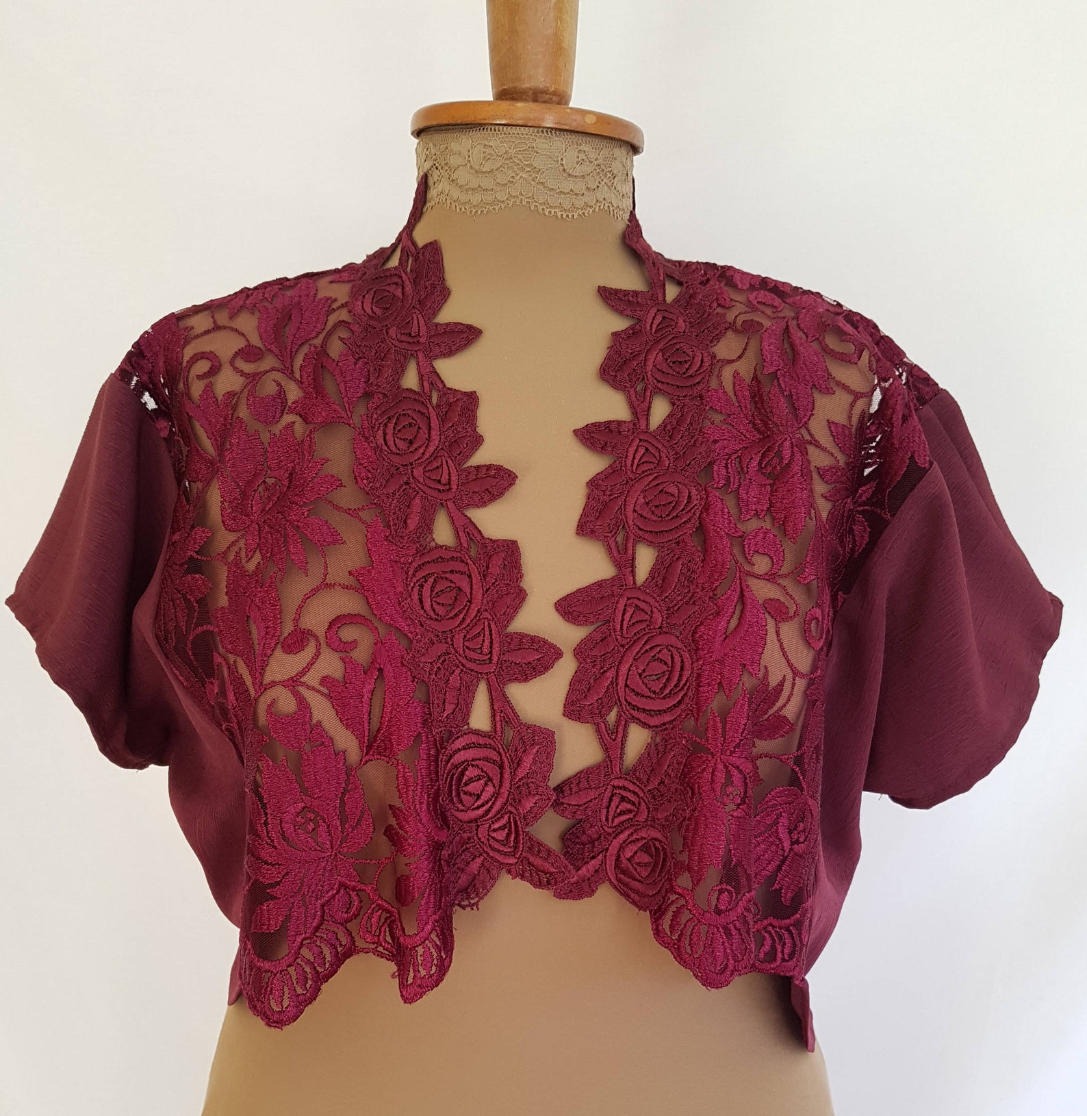 Plus size XL cropped maroon bolero shrug Kimono style lace | Etsy