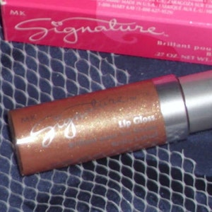 Lip Color Mary Kay Glitter Lip Glosses Diary Of A Trendaholic NEW Mary Kay Unlimited Lip Gloss Review  Swatches main image 2