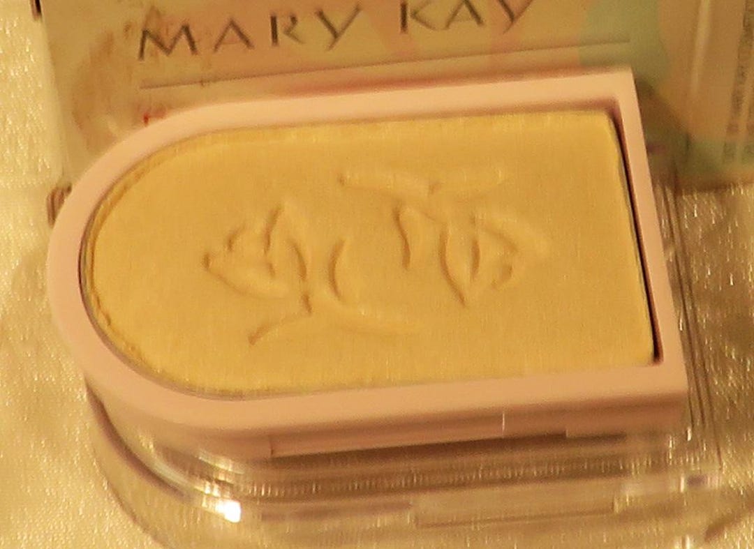 Mary Kay Crystalline Beautiful Classic Shimmer Highlighter Shade Eye ...