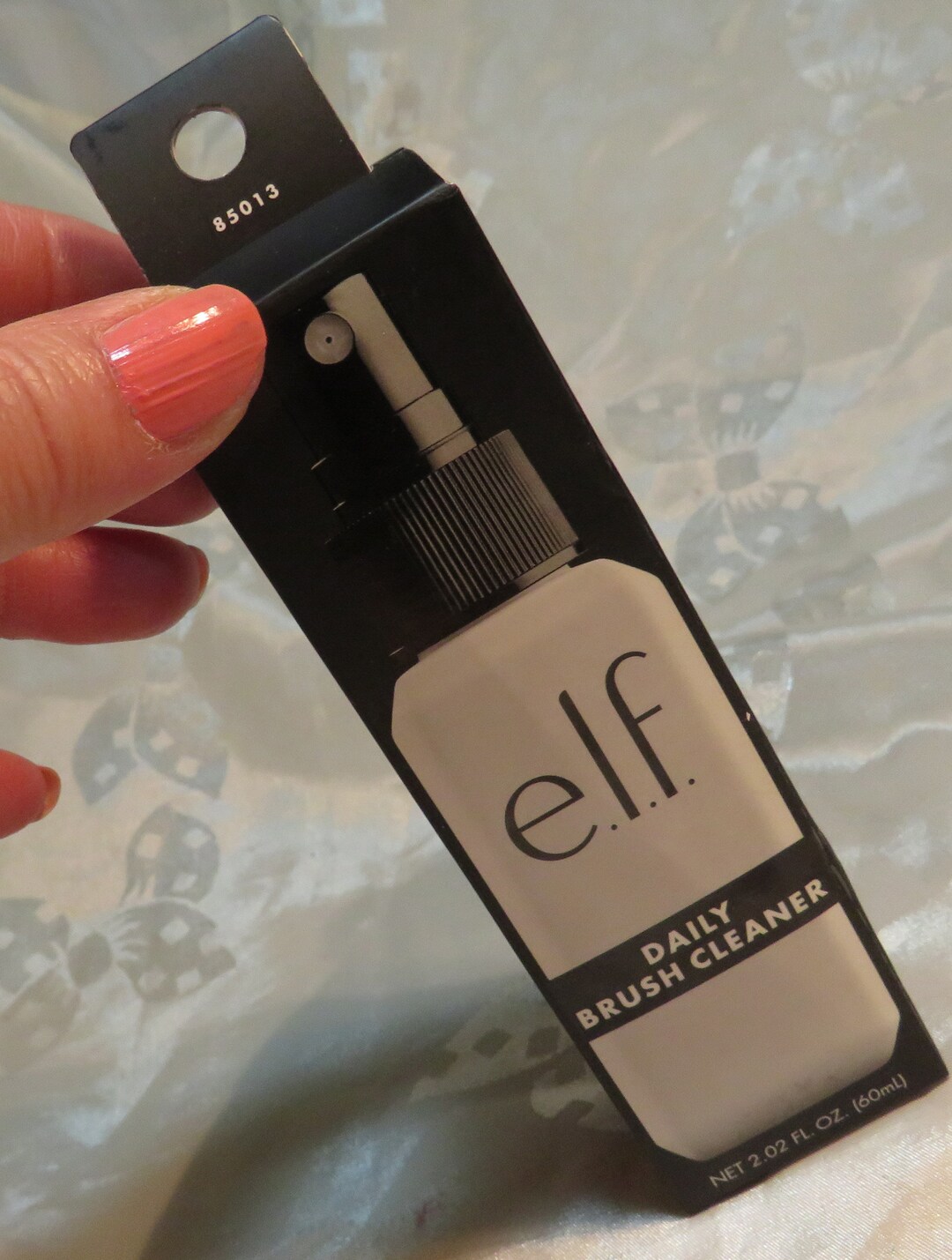 ELF Discontinued Hard to Find Daily Brush Cleaner Washes Away Traces of