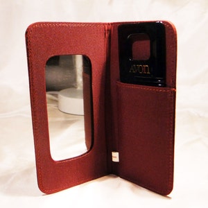 AVON vintage Mirror and Comb Set in a Case Opens up to 5-3/4&quot; tall and 6&quot; wide Comb measures 5-14&quot; long and 2&quot;  wide Sale InonasCosmetics