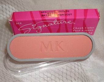 Mary Kay Apricot Breeze blush Cheek Color 3" long a matte shade 14 Sold! Long-lasting Conditions skin Silky smooth Sale InonasCosmetics