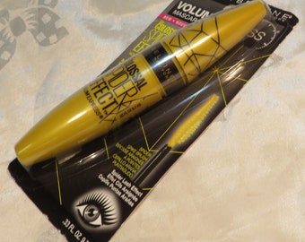 Maybelline Hard to Find Discontinued! The Colossal Spider Effect Mascara 5 inches long Large 15/16 inches diameter Classic Black Sale!