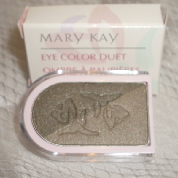 Mary Kay olive green and brown shimmer shades 6620 2 Eye Colors in One full size eye shadow Ivy Duet Duo Pink case InonasCosmetics Shop sale