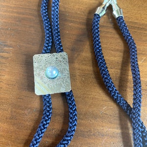 Vintage Metal Bolo Tie Necklace Silver Color