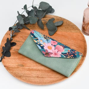 Geldbörse XL / Portemonnaie / Blumen / weinrot, petrol & pink, rosa
