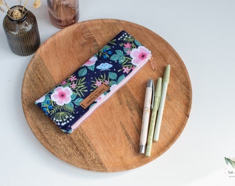 FILU ~•~ Pen case / case / flowers dark blue & pink