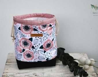 Prue  *~* medium ~ Projekttasche / Blumen / schwarz & weiß, rosa