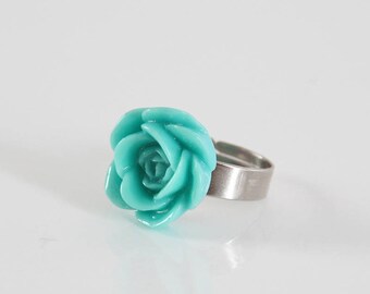 Vintage - #0727 emerald green flower ring