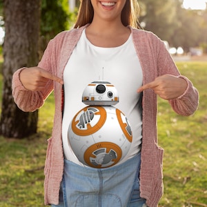 BB8 maternity shirt, Thats no moon maternity shirt, Star wars maternity shirt, Star wars cosplay, Star wars mom shirt