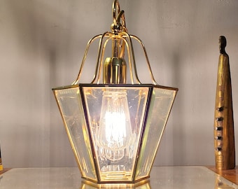 Vintage vestibule lantern in brass and beveled glass, 6 sides. Made in France 1980s.