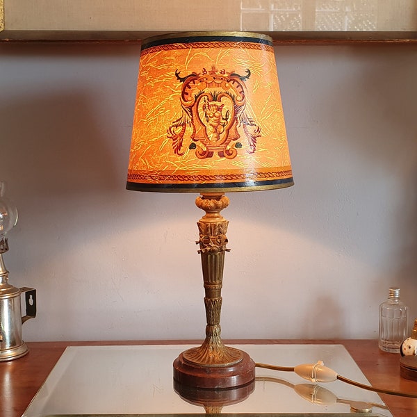 Lampe de table en bronze style Louis XVI socle en marbre . Made in France 1900.