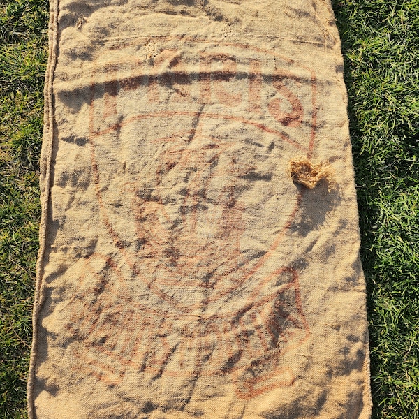 Ancien sac en toile de jute issu des ferme Françaises 1900s. Sac toile de jute déco campagne vintage bohême.