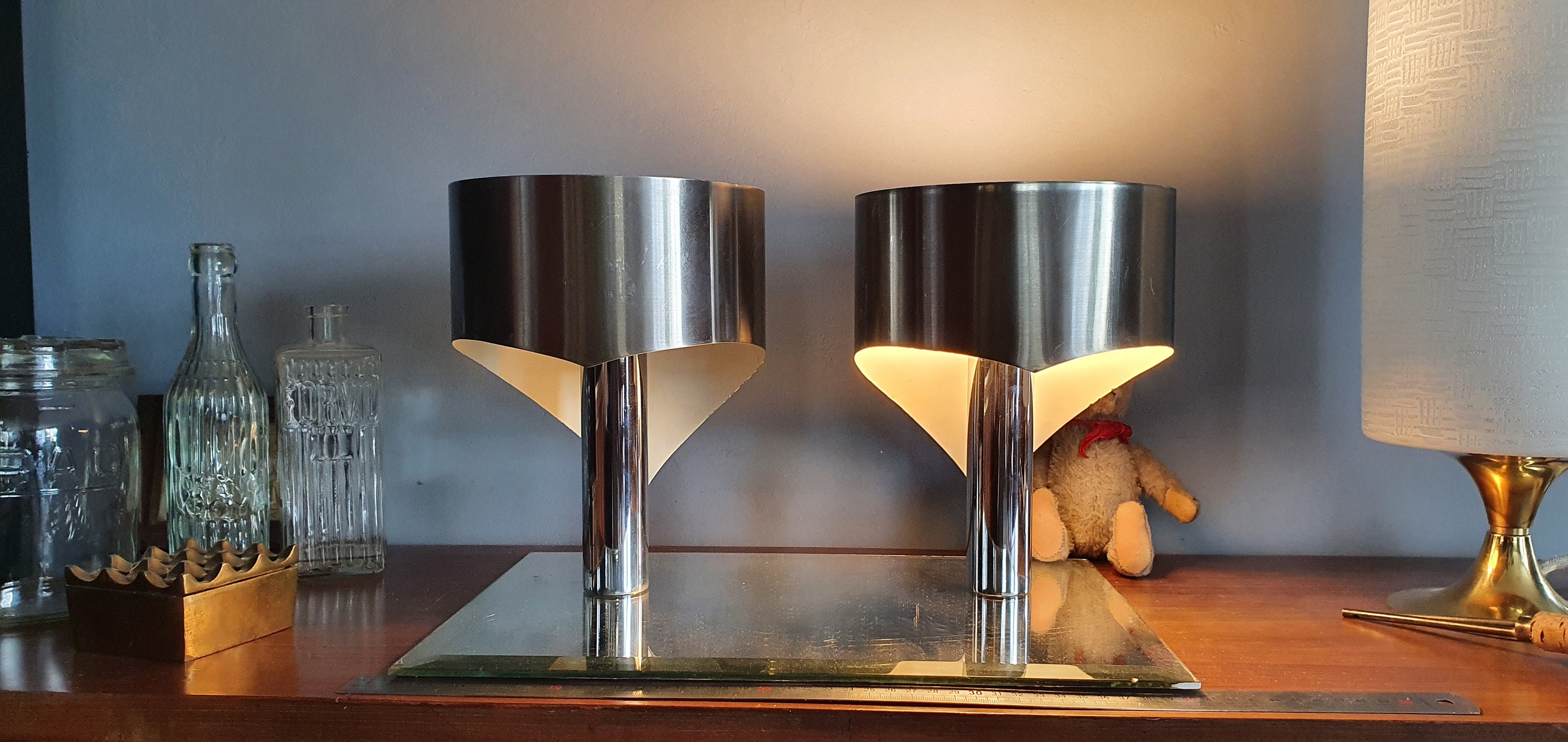 Set de 2 Appliques Vintage en Inox Brossé et Chrome. 1970. Made in France.