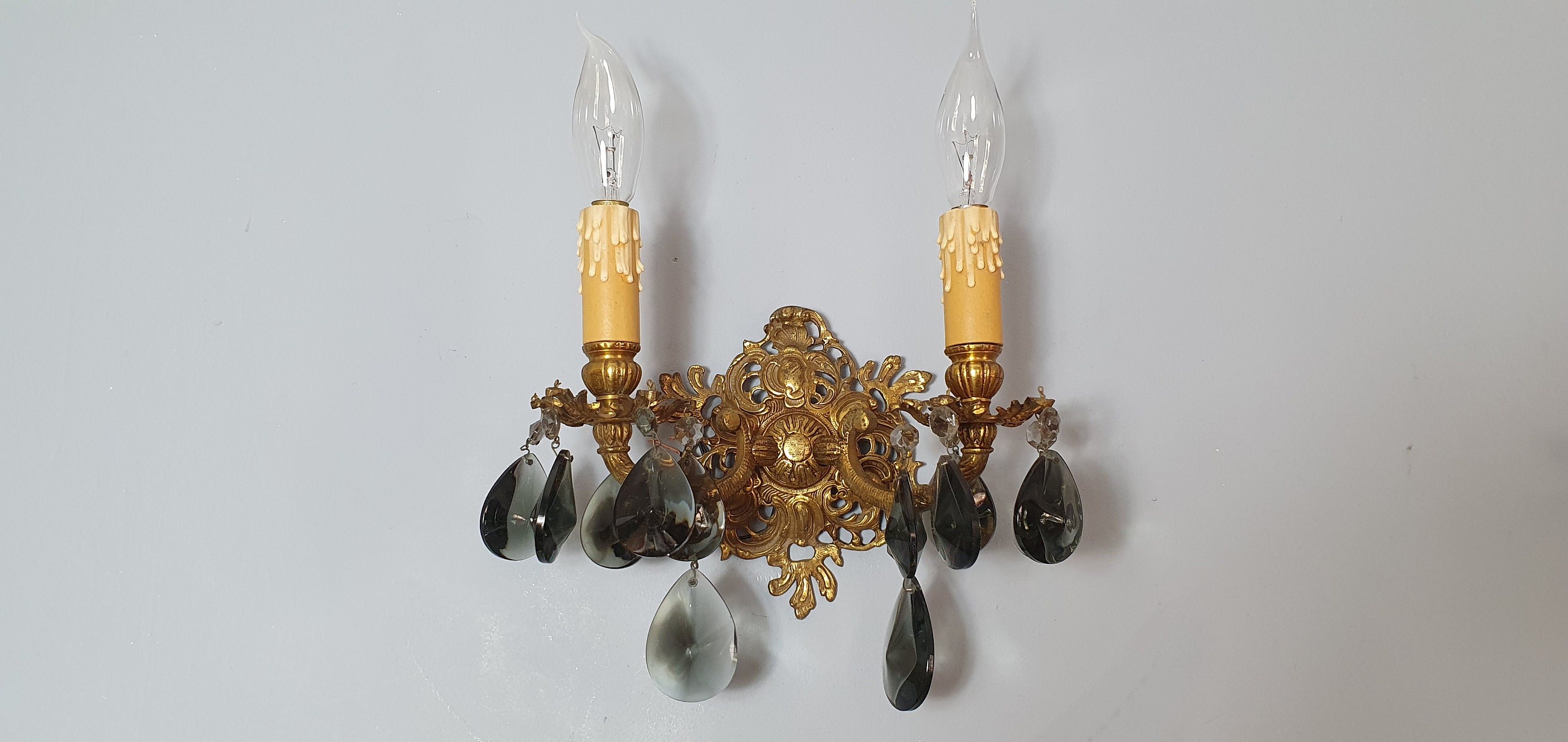 Applique Double en Bronze et Pampilles de Verre Noir. 1950.