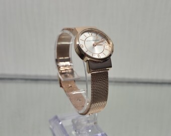 Lot De Montres Quartz Femme Nathalie Andersen Et Sans Marque - 83 Grammes, Couleur Rose, Occasion
