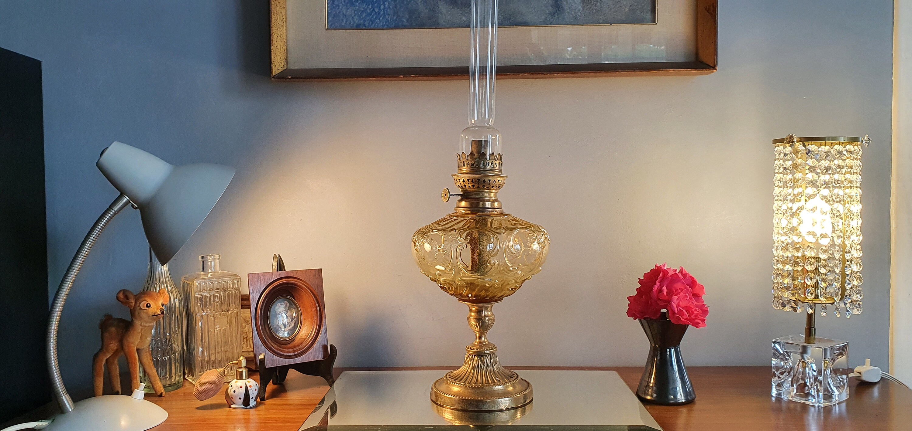 Antique Lampe à Pétrole en Bronze et Verre Ouraline. Made in France 1900.