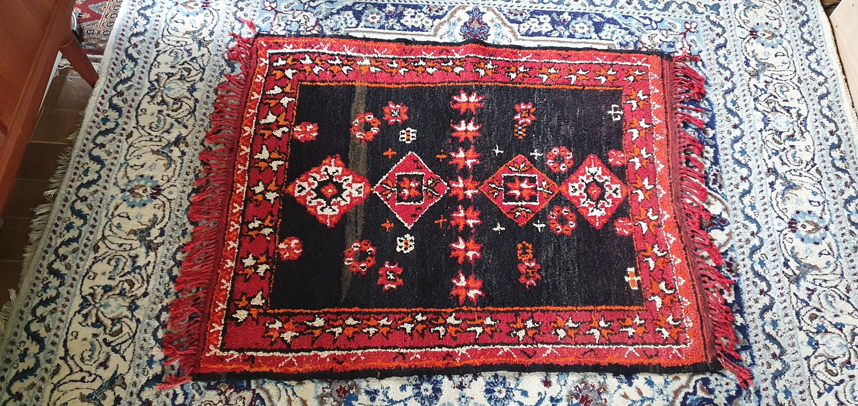 Authentique Tapis Berbère Moyen Atlas Maroc.